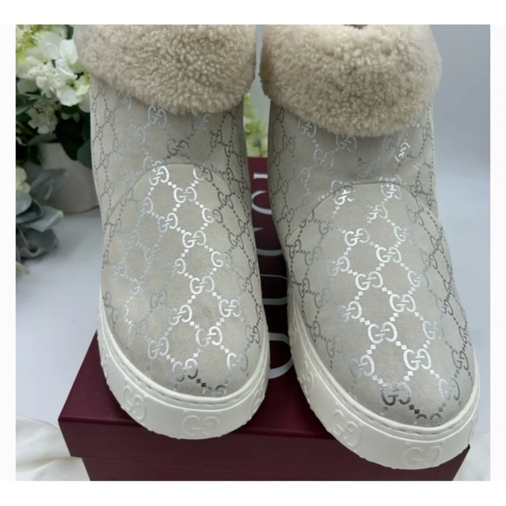Gucci women's boots with Marino wool lining size 39 made in Italy